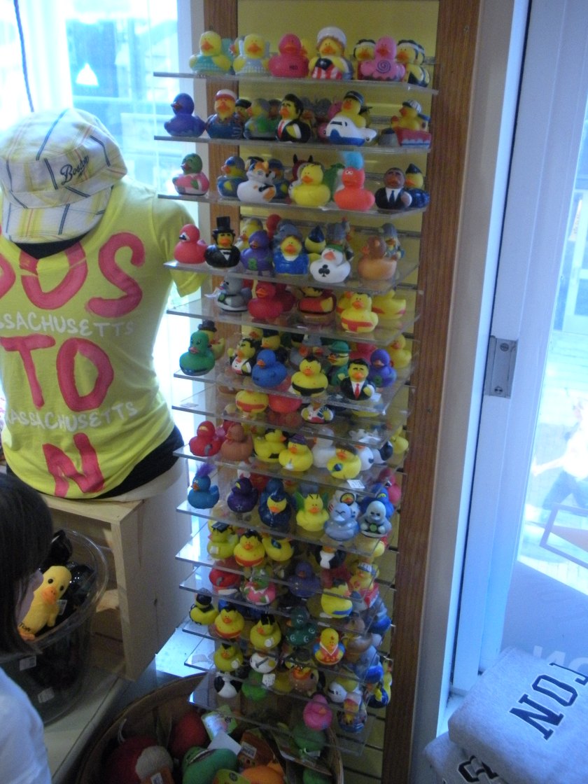 This store had a LOT of ducks.  And Lobsters.
